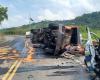 Accident between a truck and a van transporting patients leaves three injured in Sapucaia | South of Rio and Costa Verde