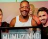 Mumuzinho renews with Universal Music and wins Gold Record