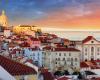 Portugal has over 1.6 million inhabitants and different families