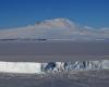 This active volcano in Antarctica spews tiny gold crystals