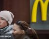 Mother and daughter “live” in a McDonald’s for several months