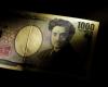 Yen jumps against the dollar on suspicion of intervention