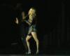 Madonna’s stunt double takes the stage and confuses the audience, but later livens up Copacabana in a rehearsal with the presence of Pabllo Vittar; VIDEO | Madonna in Rio