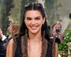 Met Gala. Kendall Jenner wears new Givenchy dress
