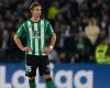 Betis player fell at home and his life is at risk